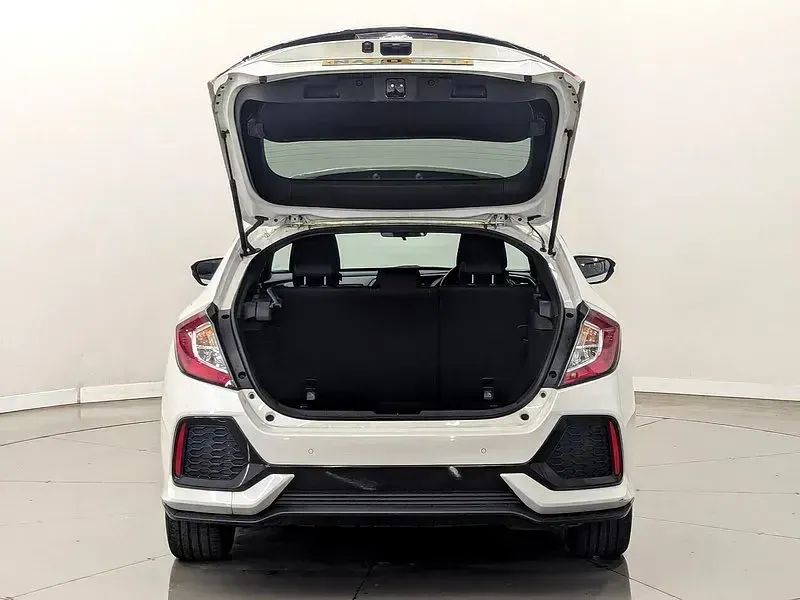 Used Honda Civic SR 126 HP (92 kW) 2020 White Hatchback