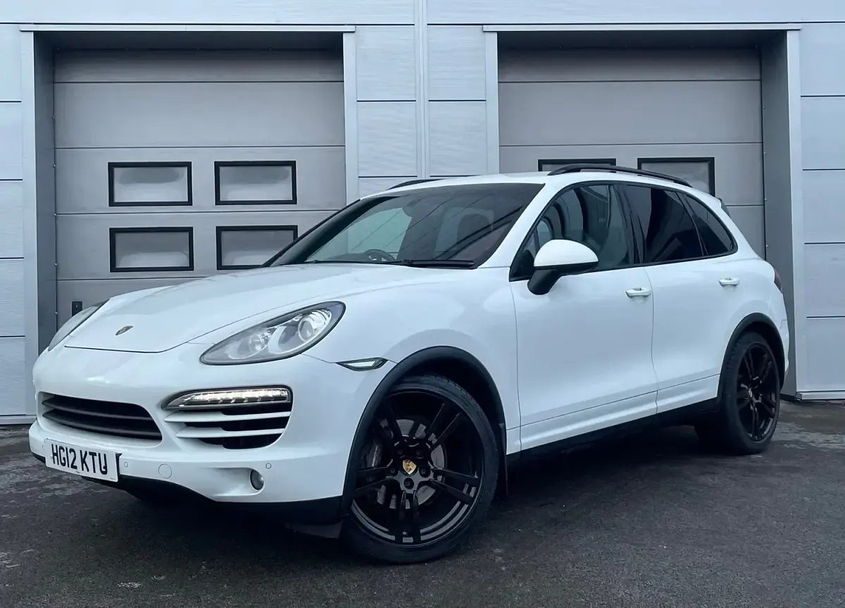 Used Porsche Cayenne Diesel 2012 White SUV