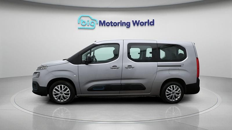 Used Citroën e-Berlingo Feel 100 kW (136 HP) 2023 Grey MPV