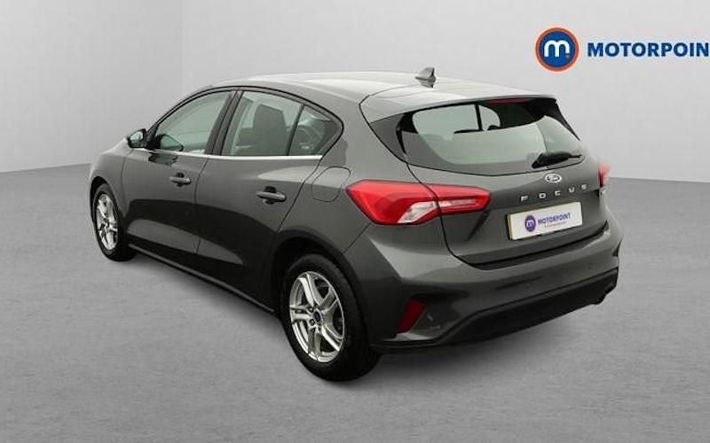 Used Ford Focus Zetec 125 HP (91 kW) 2021 Grey Hatchback