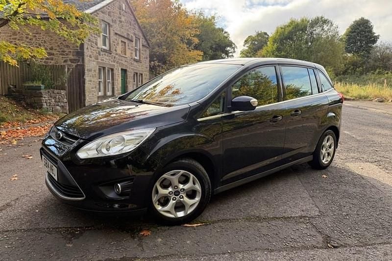 Black Used 2014 Ford Grand C-Max Zetec MPV | £3,750 (Fair price) - Image 1/1