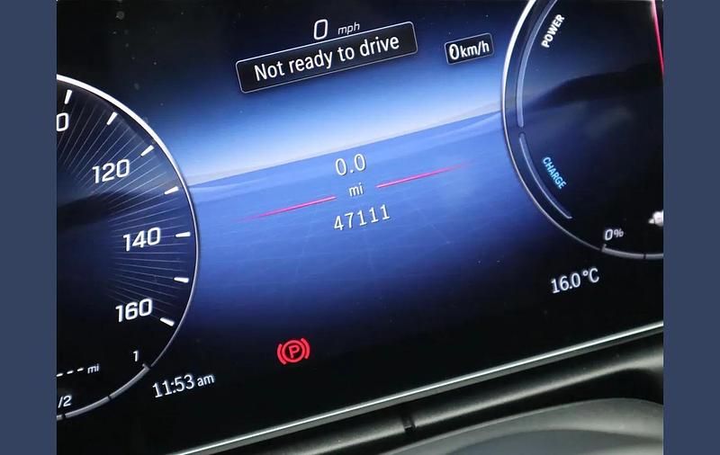 Used Mercedes C300e AMG Line Premium Plus 308 HP (226 kW) 2023 Black Estate