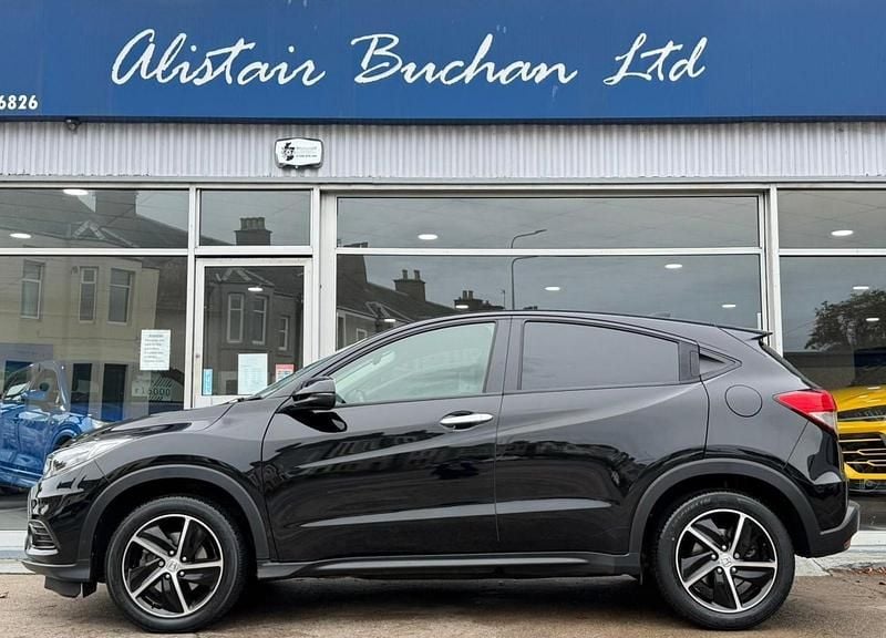 Used Honda HR-V SE 130 HP (95 kW) 2020 Black SUV