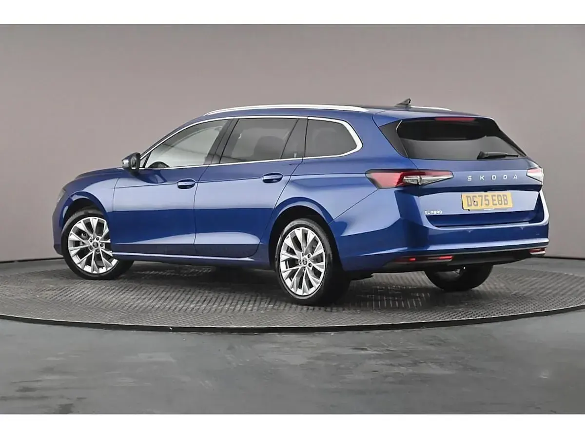Used Skoda Superb SE L 110 HP (80 kW) 2025 Cobalt blue metallic Estate
