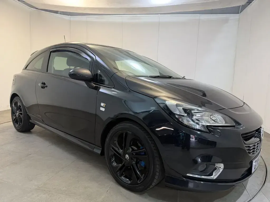 Used Vauxhall Corsa Edition 115 HP (84 kW) 2015 Black Hatchback