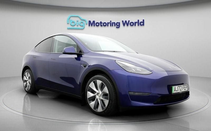 Used 2025 Tesla Model Y Long Range AWD SUV | £25,500 (Super price) - Image 1/4