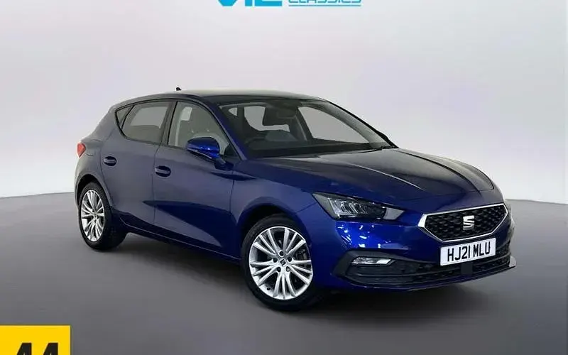 Begagnad Seat Leon SE Dynamic 131 HK (96 kW) 2023 Halvkombi