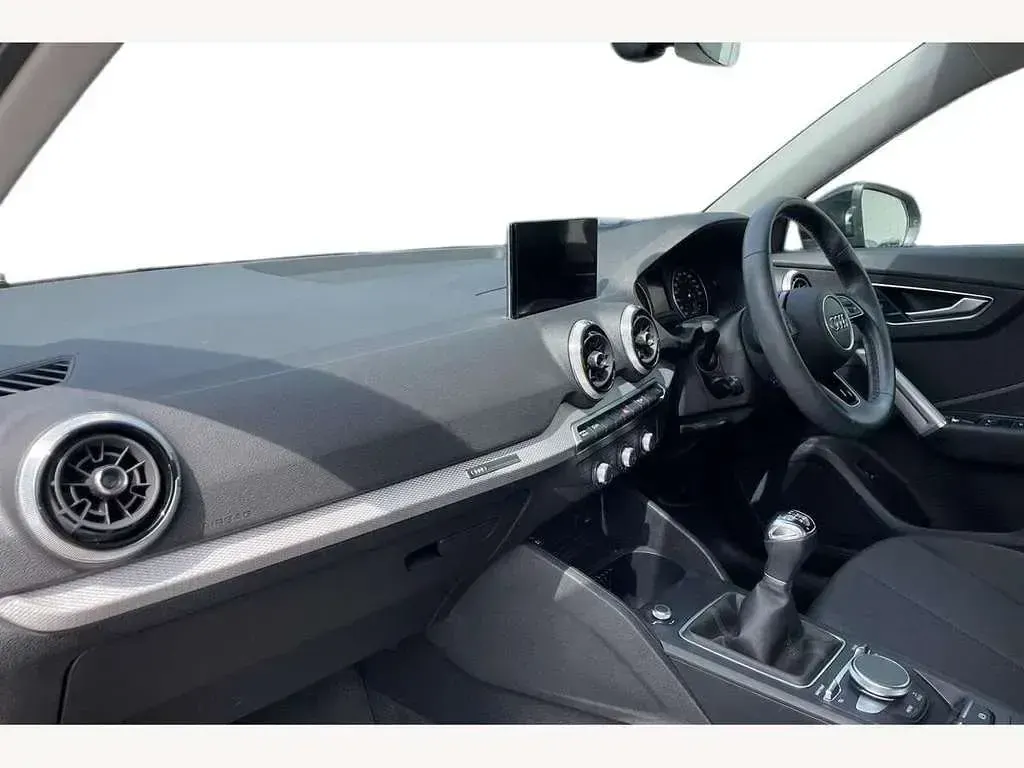 Used Audi Q2 Advanced 110 HP (80 kW) 2022 Black SUV