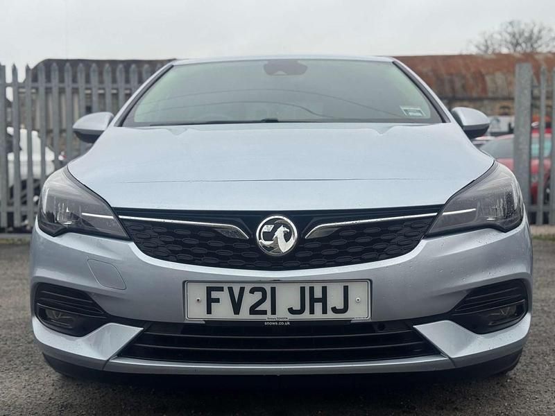 Second-hand Vauxhall Astra SRi 122 CP (89 kW) 2021 Argintiu Hatchback