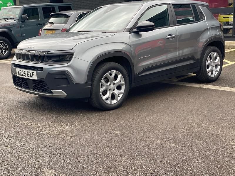 Used Jeep Avenger Altitude 100 HP (73 kW) 2025 Grey SUV