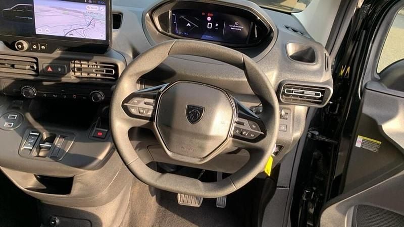 Used Peugeot E-Partner 98 kW (134 HP) 2024 Black MPV