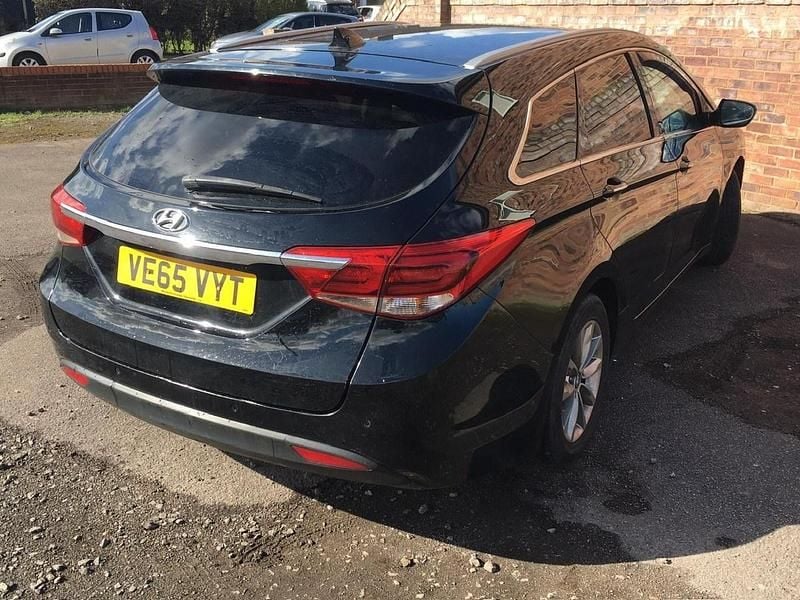 Used Hyundai i40 SE 2015 Black Estate