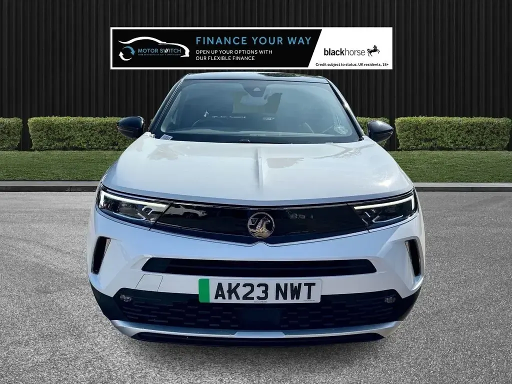 Used Vauxhall Mokka Ultimate 100 kW (136 HP) 2023 White SUV