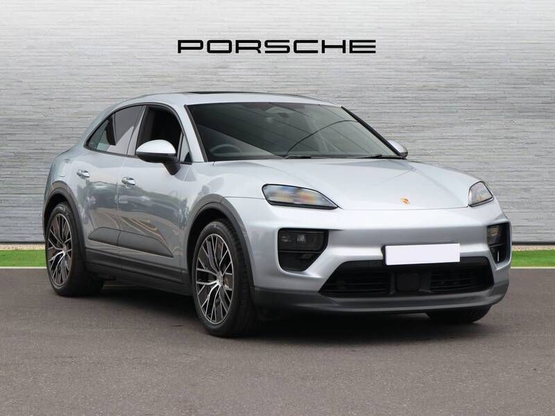 Ice grey metallic New 2024 Porsche Macan 4 Electric SUV | £69,690 - Image 1/4