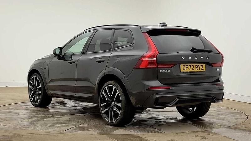 Used Volvo XC60 Ultimate 449 HP (330 kW) 2023 Platinum grey SUV