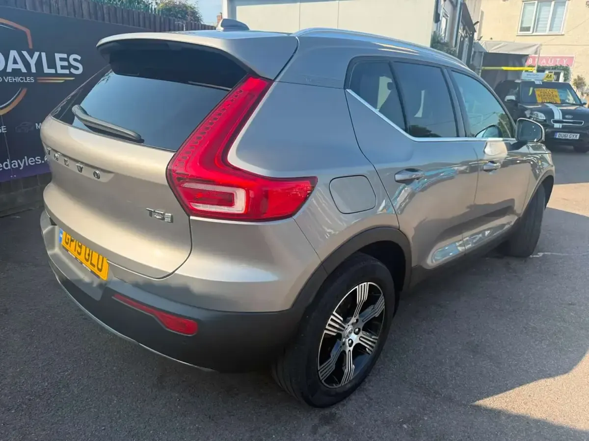 Used Volvo XC40 Inscription 2019 Grey SUV