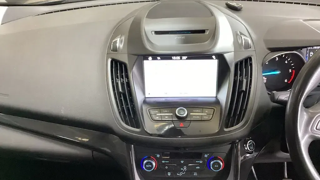 Used Ford Kuga Titanium 150 HP (110 kW) 2019 Grey SUV