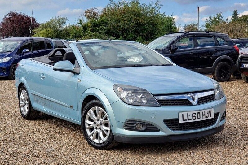 Used 2010 Vauxhall Astra Sport | £1,495 (Good price) - Image 1/1