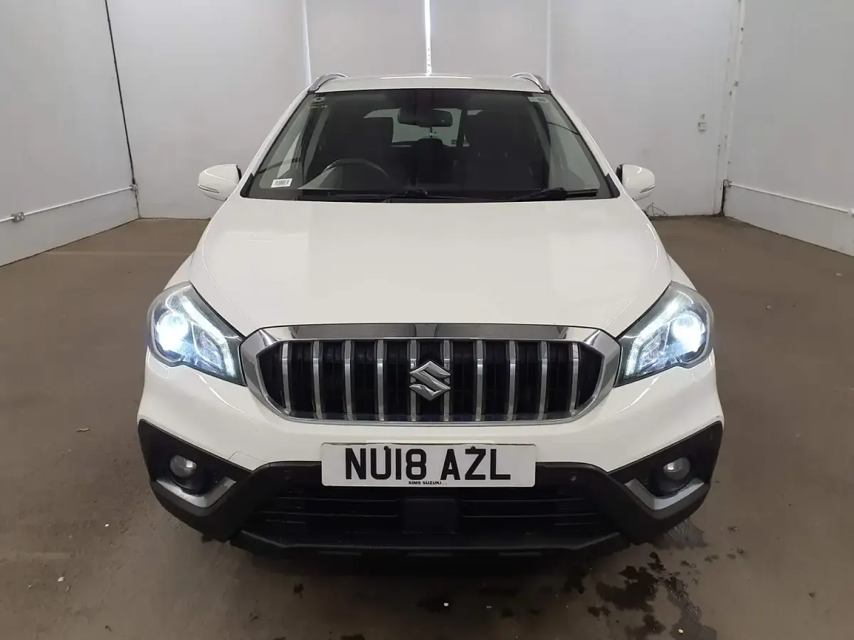 Used Suzuki SX4 SZ-T 111 HP (81 kW) 2018 White Hatchback