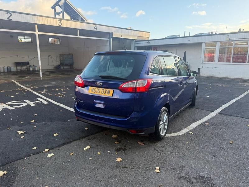 Usado Ford Grand C-Max Zetec 120 HP (88 kW) 2016 Azul Monovolume