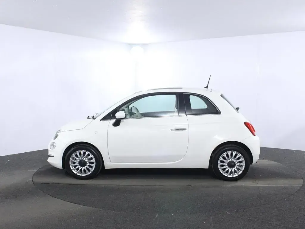 Used Fiat 500 Lounge 69 HP (50 kW) 2016 White Hatchback