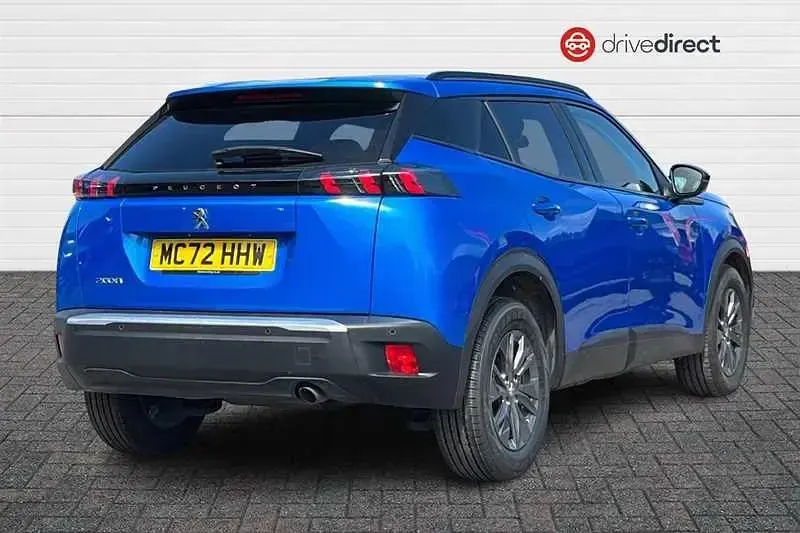 Second-hand Peugeot 2008 Active+ 100 CP (73 kW) 2023 Albastru SUV