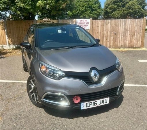 Grey Used 2016 Renault Captur Dynamique SUV | £6,995 (Fair price) - Image 1/4
