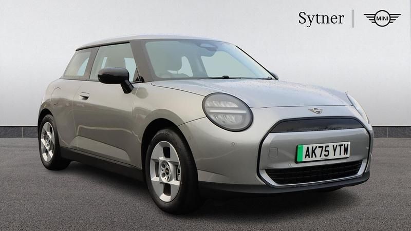 New Mini Cooper Hatch 133 kW (181 HP) 2025 Silver Hatchback
