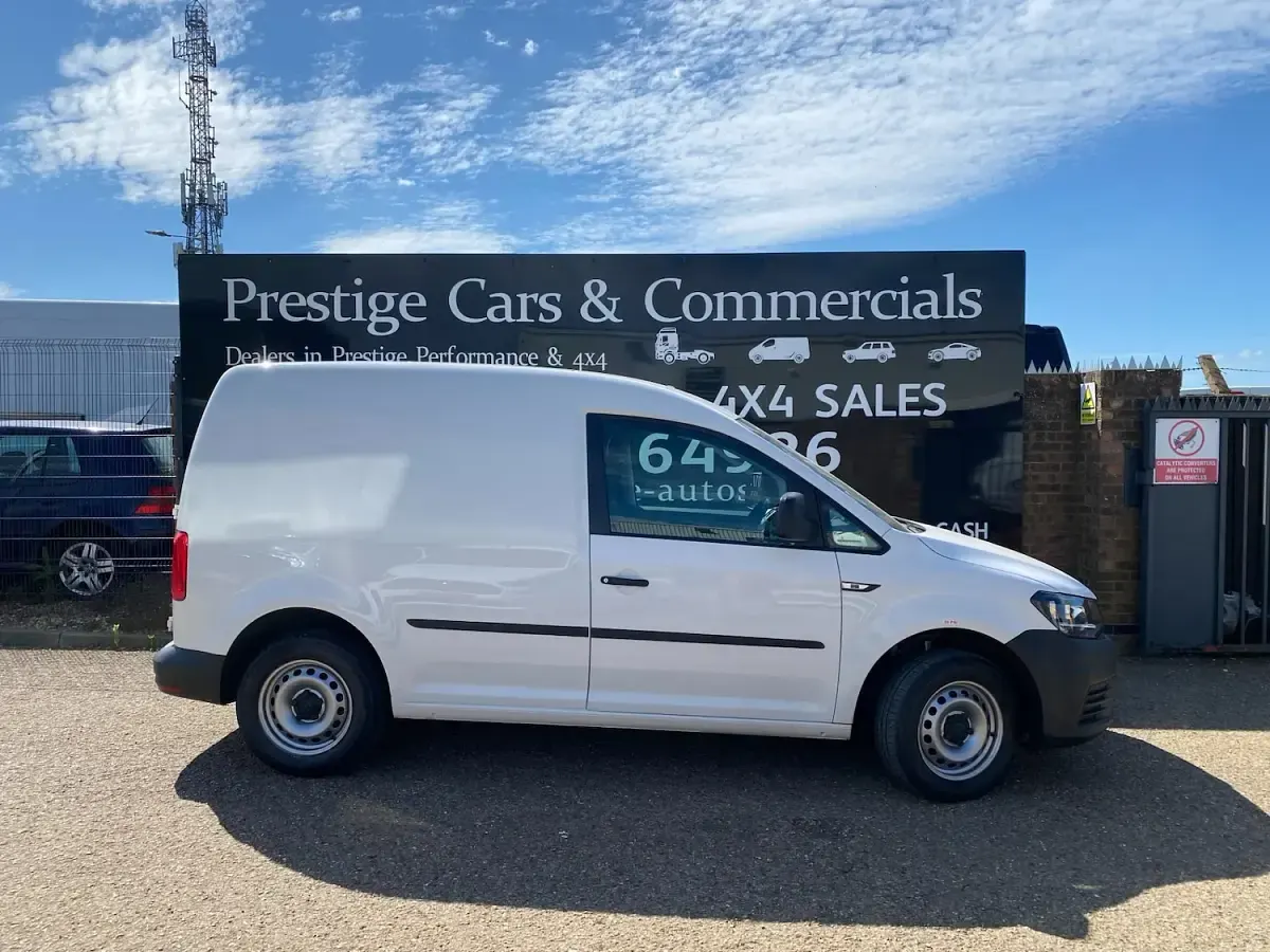 Used VW Caddy Startline 102 HP (75 kW) 2018 White MPV