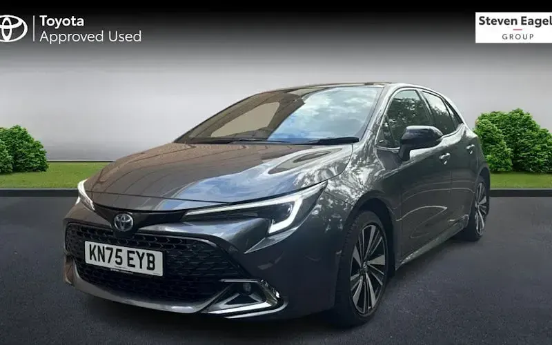 Używany Toyota Corolla Design 140 KM (102 kW) 2026 Hatchback