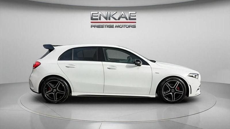 Used Mercedes A180 AMG line 136 HP (100 kW) 2022 White Hatchback