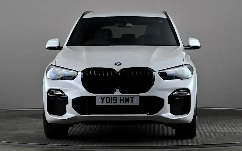 Used BMW X5 M Sport 265 HP (194 kW) 2019 White SUV