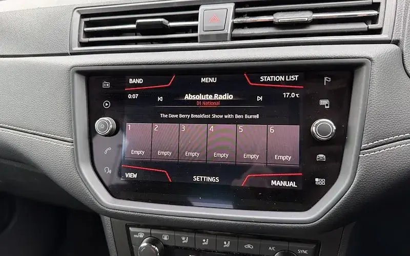 Used Seat Arona XCELLENCE Lux 116 HP (85 kW) 2020 Red SUV