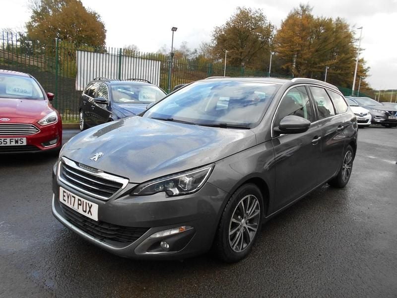 Used Peugeot 308 Allure 2017 Grey Estate