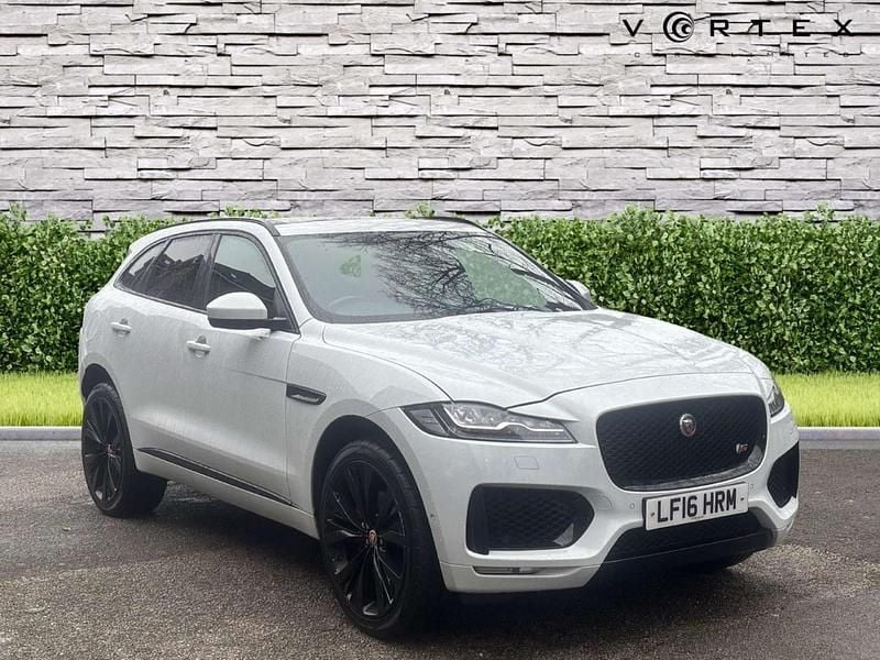 Used Jaguar F-Pace S 300 HP (220 kW) 2016 White SUV