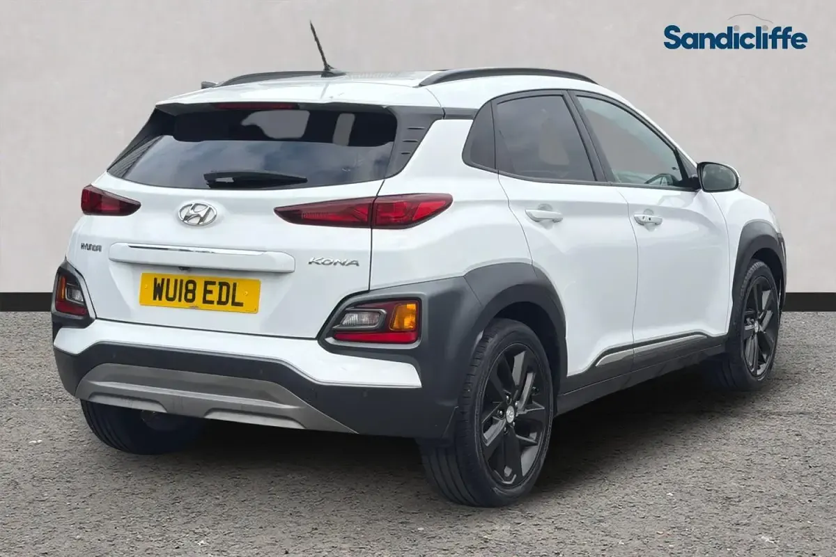 Used Hyundai Kona Premium 120 HP (88 kW) 2018 White SUV