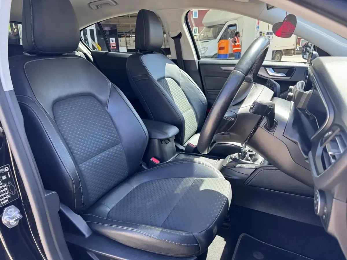 Used Ford Focus Titanium X 125 HP (91 kW) 2020 Black Hatchback
