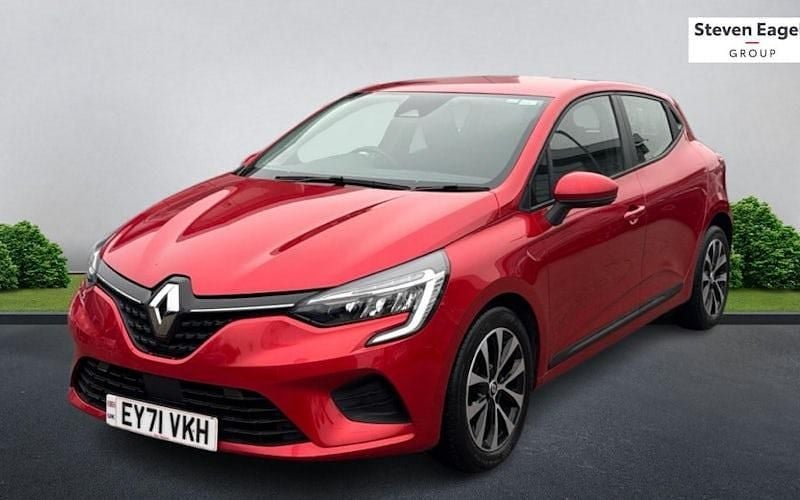 Used Renault Clio V Iconic 90 HP (66 kW) 2022 Hatchback
