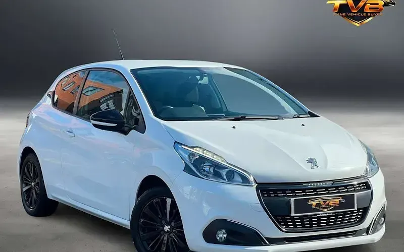 Used Peugeot 208 82 HP (60 kW) 2017 Hatchback