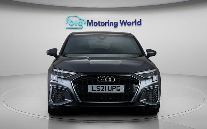 Used Audi A3 Sportback e-tron S-Line 204 HP (150 kW) 2025 Hatchback