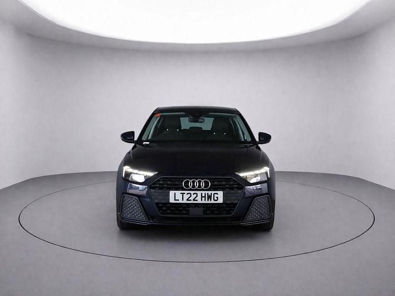 Usado Audi A1 Business 2022 Azul SUV