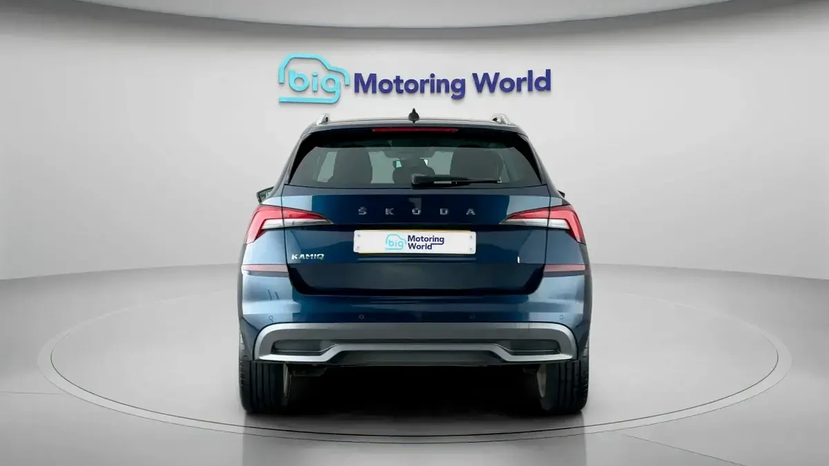 Used Skoda Kamiq SE L 109 HP (80 kW) 2021 Blue SUV