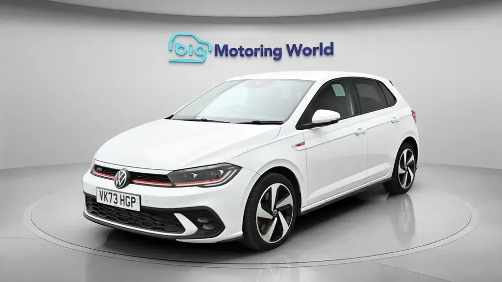 Begagnad VW Polo GTI 207 HK (152 kW) 2023 Vit Halvkombi