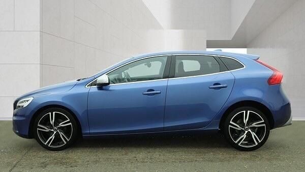 Used Volvo V40 R-Design Pro 2017 Blue Hatchback