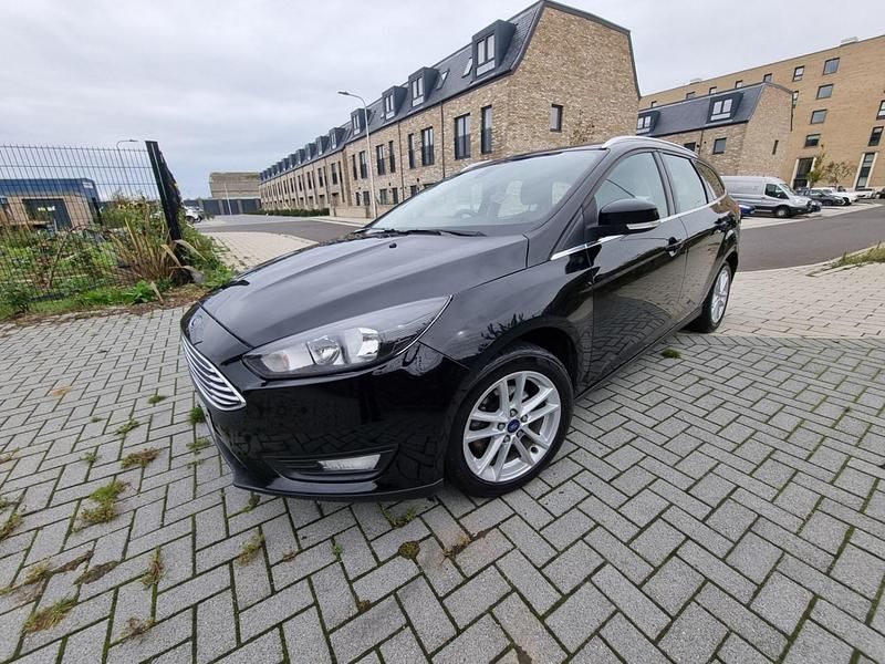 Used Ford Focus Zetec 2016 Black Estate