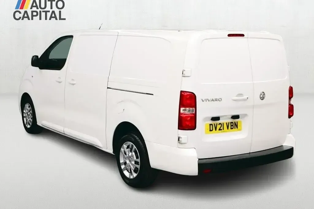 Used Vauxhall Vivaro Sportive 100 HP (73 kW) 2021 White MPV