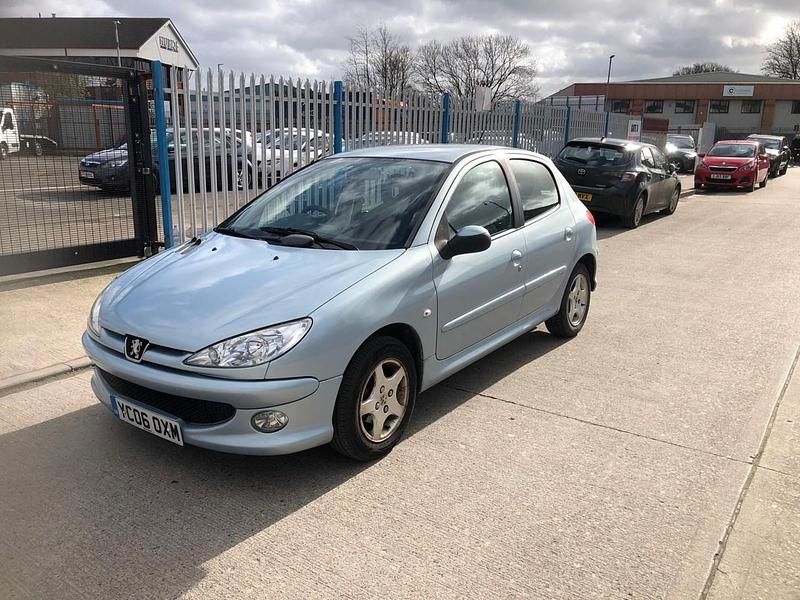 Used Peugeot 206 2006 Silver Hatchback