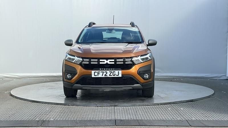 Used Dacia Sandero Journey 90 HP (66 kW) 2023 Orange Hatchback