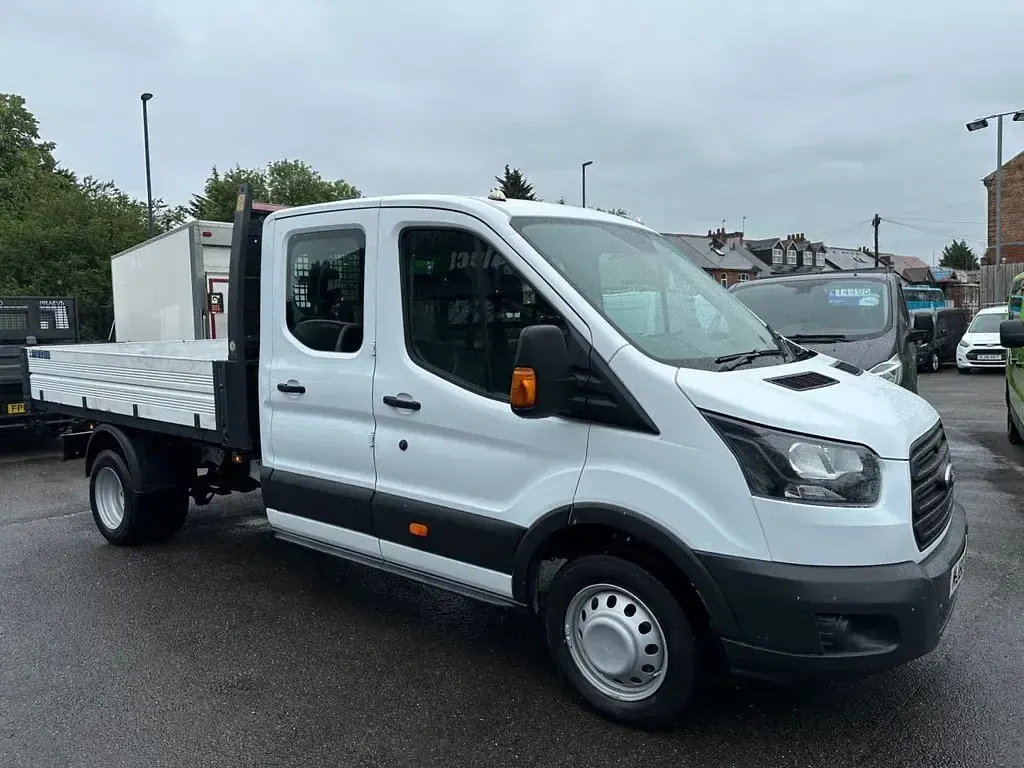 Used Ford Transit 2018 White Sedan