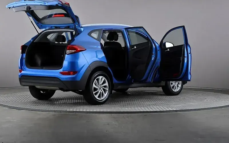Used Hyundai Tucson SE 136 HP (100 kW) 2018 Blue SUV